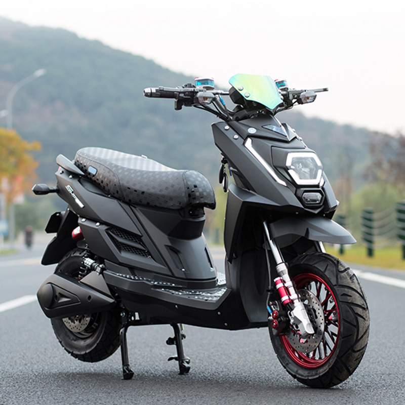 Thân xe máy điện tốc độ cao CKD 60-80KM / h Xe tay ga 2000W 3000W Xe máy điện Streetbike